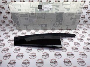 A2236905801, A 223 690 58 01 Декоративная накладка задней двери справа Maybach Mercedes S W223