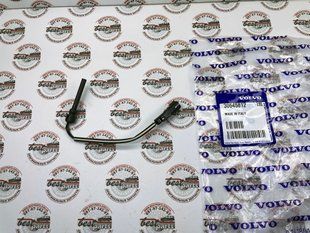 30645812 Датчик рівня охолоджувальної рідини розширювального бачка Volvo XC70 (-16) XC60 (-17) V70 (-16) V60 CC (-18) V60 (-18) V40 CC (-19) V40 (-19) S80 (-16) S80L (-12) S60 CC (-18) S60 (-18)