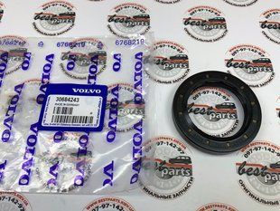 30684243 Сальник роздавальної коробки задній Volvo / XC90 (16-) / XC60 (18-) / XC60 (-17) / XC90 (-14) / XC70 (-16) / XC40 (18-) / V90 CC (17-) / V90 (17-) / V70 (-16) / V60 CC (19-) / V60 (19-) / V60 CC (-18) / V60 (-18) / V40 CC (-19) / S90 (17-) / S60