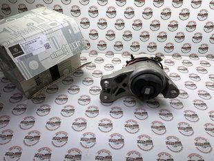 A2232409900, A 223 240 99 00 Подушка (опора) двигателя правая 4matic Mercedes M656 / S W223