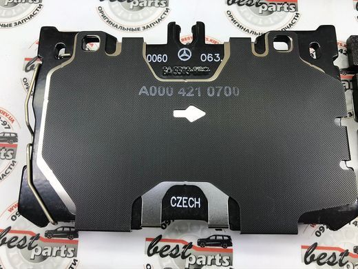 A0004204900, A 000 420 49 00 Колодки гальмівні передні Mercedes C W205 / E W213 / GLC X253