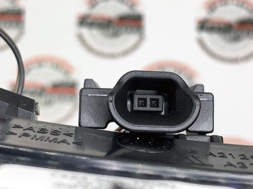 A2129067301, A 212 906 73 01 Повторювач повороту правого бокового дзеркала Mercedes CLA C117 / GLA X156 / A W176