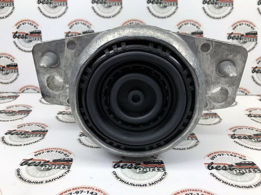 LR116926 Подушка (Опора) двигуна права 5.0 Supercharger Range Rover Velar L560