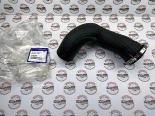 31370209 Шланг (Патрубок) интеркулера левый Volvo XC60 (-17) / V60 CC (-18) / V60 (-18) / S60 CC (-18) / S60 (-18)