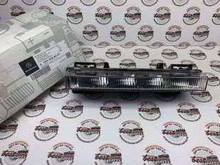 A0999068201, A 099 906 82 01 Фонарь передний дневного света габаритный диодный LED правый (Черный корпус) Mercedes ML/GLE W166 / GL/GLS X166 / GLK X204