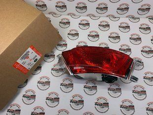 LR095708 Фара противотуманная задняя правая Range Rover Sport L494