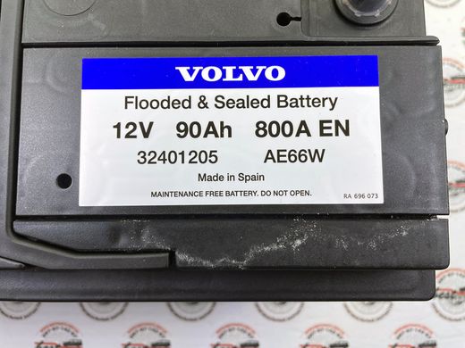 32401205 Аккумуляторная батарея (АКБ) 90Ah 800a Volvo XC70 (-16) / XC60 (-17) / V70 (-16) / V60 CC (-18) / V60 (-18) / S80 (-16) / S80L (-12) / S60 CC (-18) / S60 (-18)