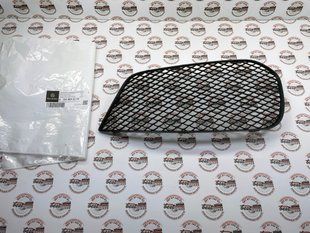 A1568855222, A 156 885 52 22 Решітка переднього бампера права AMG Mercedes GLA X156