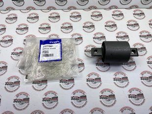 31277881 Сайлентблок переднього нижнього важеля, передній Volvo XC90 (-14)