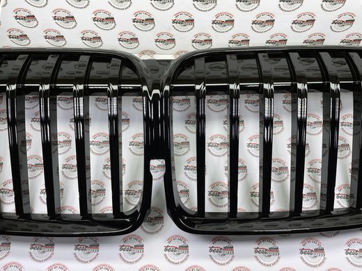 51138096133, 51 13 8 096 133 Решетка радиатора (ноздри) рестайл черная BMW 7 G11/G12