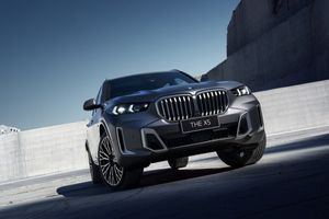 Вышла новая удлиненная версия BMW X5