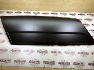 DDH000083PNP Накладка задньої правої стійки Range Rover Vogue L322