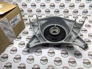 8R0412391A, 8R0 412 391 A Опорний кронштейн переднього амортизатора лівий Porsche Macan 95B / 95B-2