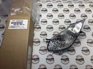 95563103401, 955 631 034 01 Повторитель поворота боковой правый Porsche Cayenne 955