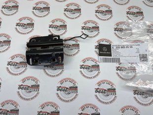 A2058850556, A 205 885 05 56 Крышка буксировочная заднего бампера AMG Mercedes C W205