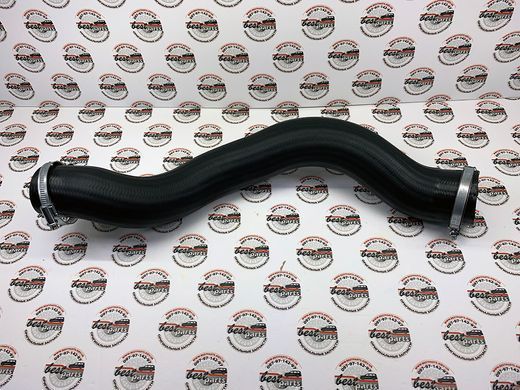 31293717 Патрубок (Шланг) інтеркулера правий Volvo V40 CC (-19) / V40 (-19)