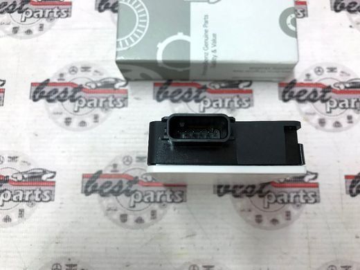A0009058802, A 000 905 88 02 Радар (датчик) перестроения Distronic plus Mercedes ML/GLE W166/C292 / GL/GLS X166 / C W205 / E C207/W212 / CLS C218 / S W222 / SL R231 / GLC X253