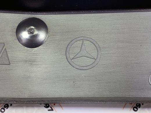 A1668850681, A 166 885 06 81 Подиум рамки номерного знака переднего бампера AMG Mercedes GLE W166
