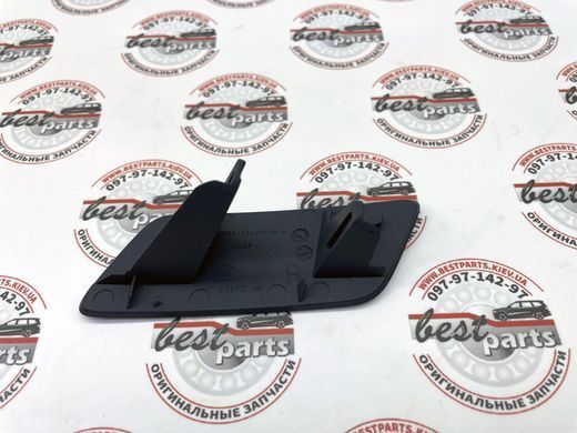 LR098383 Кришка форсунки омивача права, рестайл Range Rover Voque L405