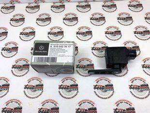 A0105427617, A 010 542 76 17 Датчик уровня высоты подвески Mercedes E W211 / CLS C219 / S W220 / Maybach W240 / Vito/Viano W639