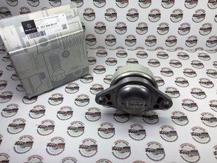 A2212405517, A 221 240 55 17 Подушка (опора) двигателя левая 4matic Mercedes CL C216 / S W221