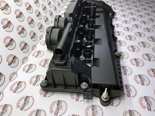 LR187029 Кришка клапанна з прокладкою в зборі права 5.0 Supercharger Range Rover Vogue L322 / L405 / Sport L320 / L494 / Land Rover Discovery 3/4 L319 / Defender L663