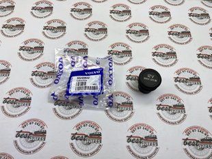 32245600 Заглушка розетки прикурювача 12V Volvo XC90 (16-) XC60 (18-) EX40 (25-) / XC40 (18-) V90 CC (17-) V90 (17-) V60 CC (19-) V60 (19-) S90L (19-) S90 (17-) S60 (19-) EC40 (25-) / C40 (22-)