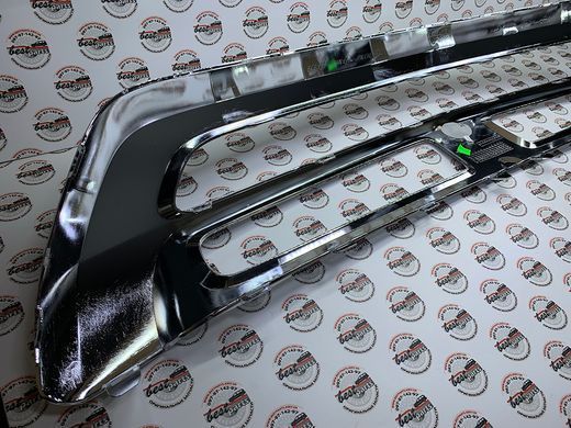 A1668850501, A 166 885 05 01 Накладка переднего бампера хромированная, рестайл Mercedes GLS X166