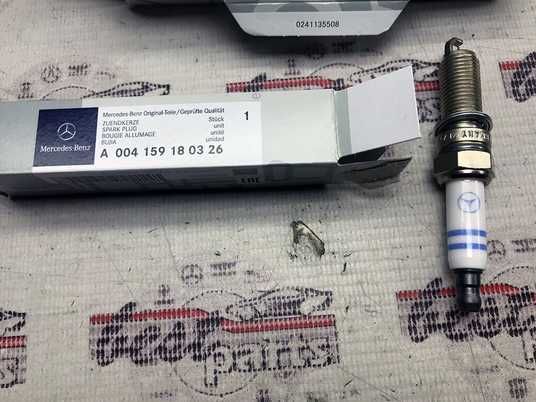 A004159180326, A 004 159 18 03 26 Свеча зажигания Mercedes M271