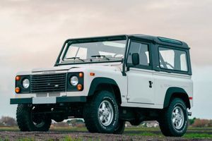 Знайшли загублений на 27 років Land Rover