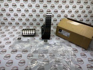 A0002900500, A 000 290 05 00 Педаль акселератора (газа) с накладкой на педали тормоза из нержавеющей стали к-т Mercedes GLE W167/C167 / GLS X167 / C W205 / E W213/C238 / S W222 / CLS C257
