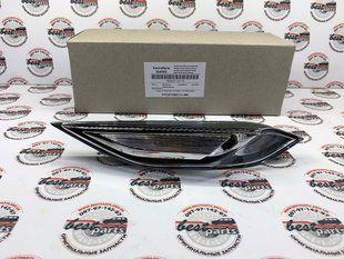 95863110110, 958 631 101 10 Повторювач повороту передній лівий R21 Porsche Cayenne 958