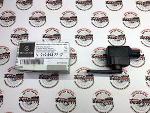 A0105427717, A 010 542 77 17 Датчик уровня высоты подвески Mercedes ML W164 / GL X164 / E W211 / CLS C219 / S W221 / R W251