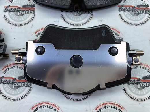 34106884492, 34 10 6 884 492 Колодки гальмівні передні BMW 5 G30/G31/G38 / X3 G01 / X4 G02