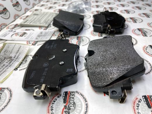 34106884492, 34 10 6 884 492 Колодки гальмівні передні BMW 5 G30/G31/G38 / X3 G01 / X4 G02