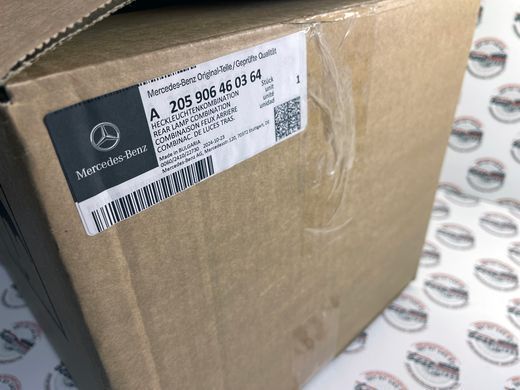 A205906460364, A 205 906 46 03 64 Фонарь задний правый рестайлинг Mercedes C W205