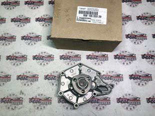 95810603320, 958 106 033 20 Насос водяний (Помпа) diesel Porsche Cayenne 957/958
