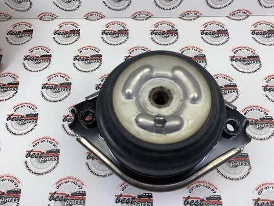A2512404717, A 251 240 47 17 Подушка двигателя Mercedes ML W164