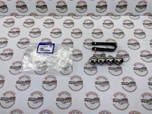 31439229 Ковпачки колісних секреток хром к-т (4 ковпачки + щипці) Volvo XC90 (16-) XC70 (-16) XC60 (18-) XC60 (-17) V90 CC (17-) V90 (17-) V70 (-16) V60 CC (19-) V60 (19-) V60 CC (-18) V60 (-18) V50 (-12) V40 CC (-19) V40 (-19) S90L (19-)