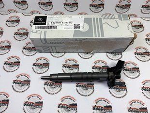 A642070118780, A 642 070 11 87 80 Форсунка топливная Mercedes M642 / ML W164/W166 / GL X164/X166 / C W204 / GLK X204 / C W207/W212/W213/C238 / CLS C218 / S W221/W222 / GLC X253 / R W251 / G W463 / X W470 / Vito W639 / Sprinter W906