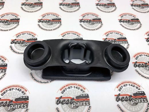 97037513702, 970 375 137 02 Резиновый упор подушки коробки АКПП Porsche Panamera 970