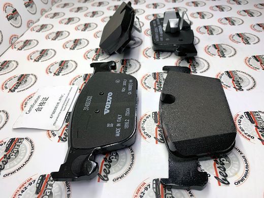 31423652 Колодки гальмівні передні Volvo XC60 (18-) / V90 CC (17-) / V90 (17-) / V60 CC (19-) / V60 (19-) / S90L (19-) / S90 (17-) / S60 (19-)