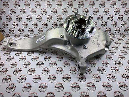 LR146343 Кулак поворотный передний левый Range Rover Vogue L405