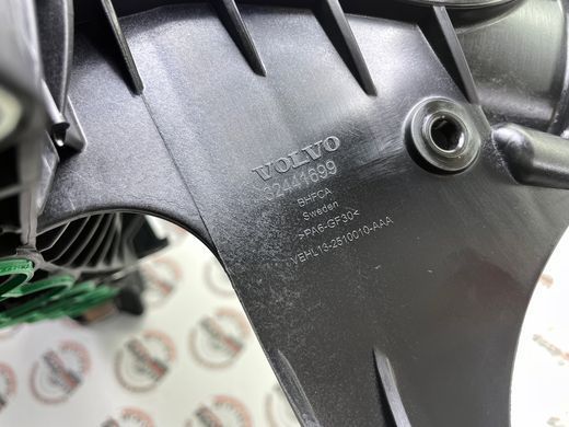 32441699 Колектор впускний Volvo XC60 (18-) / XC60 (-17) / XC40 (18-) / V90 (17-) / V70 (-16) / V60 CC (19-) / V60 (19-) / V60 CC (- 18) / V60 (-18) / V40 CC (-19) / V40 (-19) / S90 (17-) / S60 CC (-18) / S60 (-18) / S80 (-16)