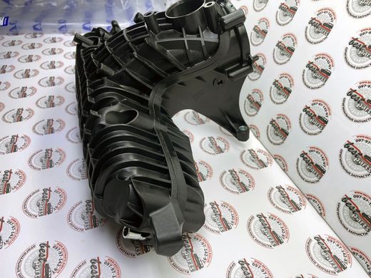 32441699 Колектор впускний Volvo XC60 (18-) / XC60 (-17) / XC40 (18-) / V90 (17-) / V70 (-16) / V60 CC (19-) / V60 (19-) / V60 CC (- 18) / V60 (-18) / V40 CC (-19) / V40 (-19) / S90 (17-) / S60 CC (-18) / S60 (-18) / S80 (-16)