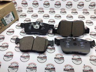 LR064687 Колодки гальмівні передні Range Rover Velar L560