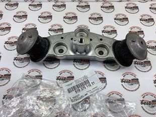 97037511801, 970 375 118 01 Подушка (Опора) АКПП Porsche Panamera 970