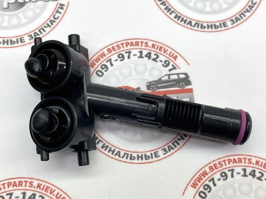 95562816110, 955 628 161 10 Форсунка омивача фар ліва Porsche Cayenne 957