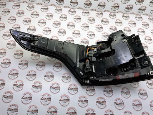 LR136853 Фонарь задний правый, рестайлинг Range Rover Sport L494