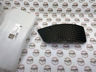 A1668850853, A 166 885 08 53 Решетка защитная заднего бампера правая Mercedes GL/GLS X166